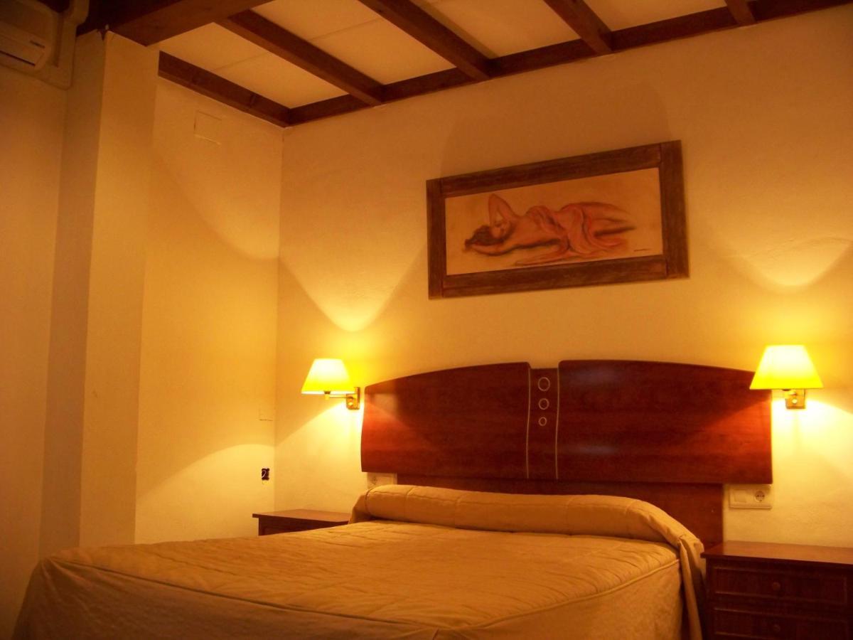 Hostal El Lirio Bollullos Par del Condado Camera foto