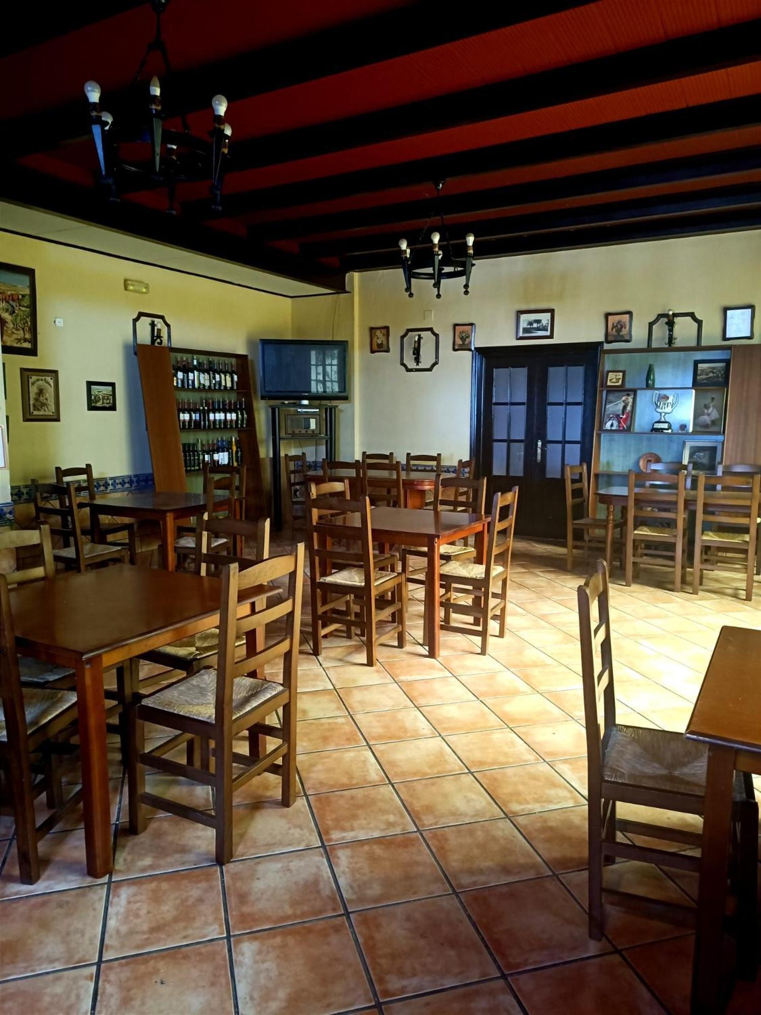 Hostal El Lirio Bollullos Par del Condado Esterno foto