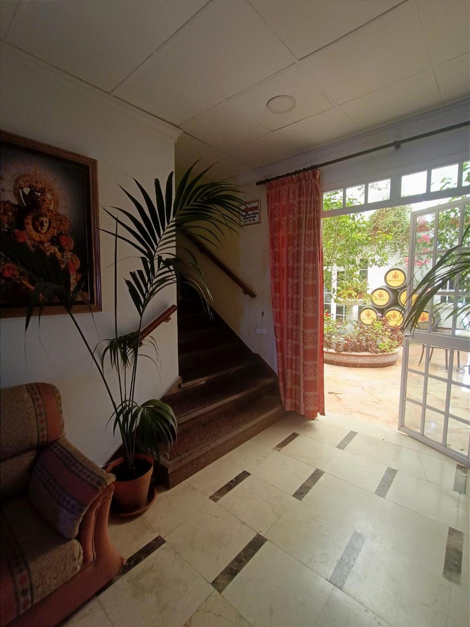 Hostal El Lirio Bollullos Par del Condado Esterno foto